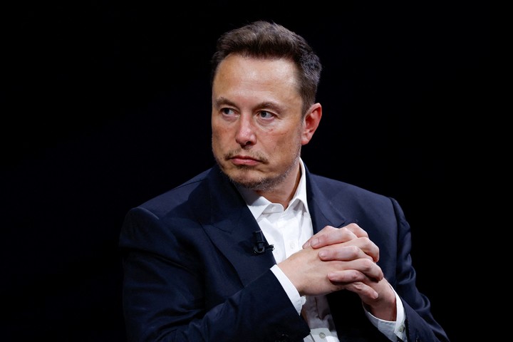 chatgpt-vs.-grok,-la-inteligencia-artificial-de-elon-musk:-diferencias-clave-y-ventajas-de-cada-modelo