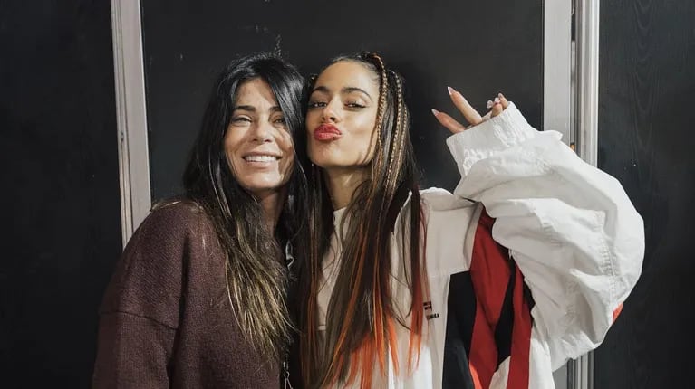 asi-festejo-la-mama-de-tini-stoessel-la-victoria-de-javier-milei-en-las-elecciones-balotaje-2023