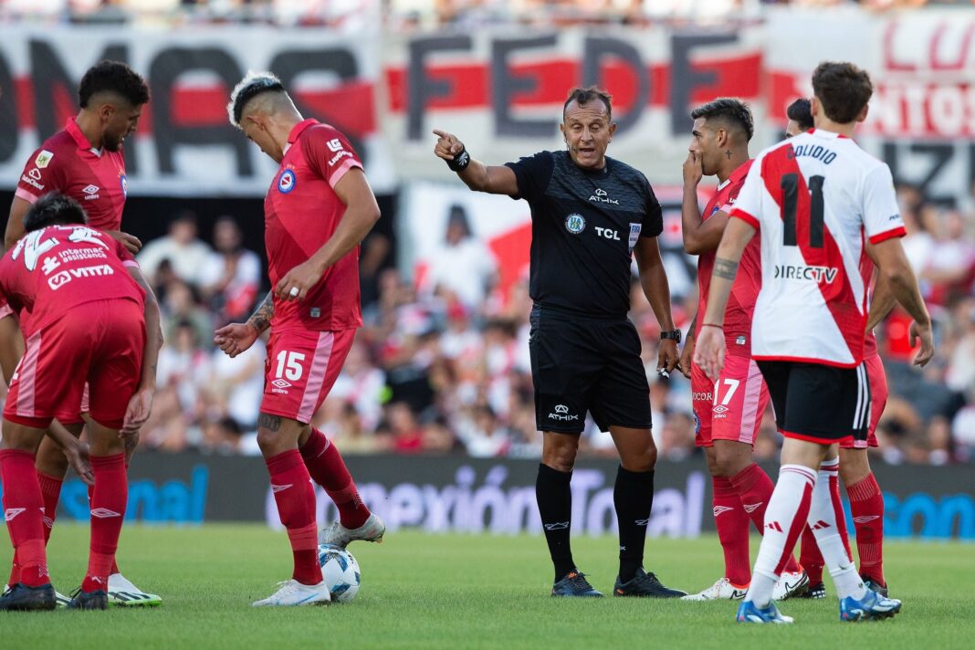 river-vs.-argentinos,-en-vivo:-el-minuto-a-minuto-del-partido-de-la-copa-de-la-liga