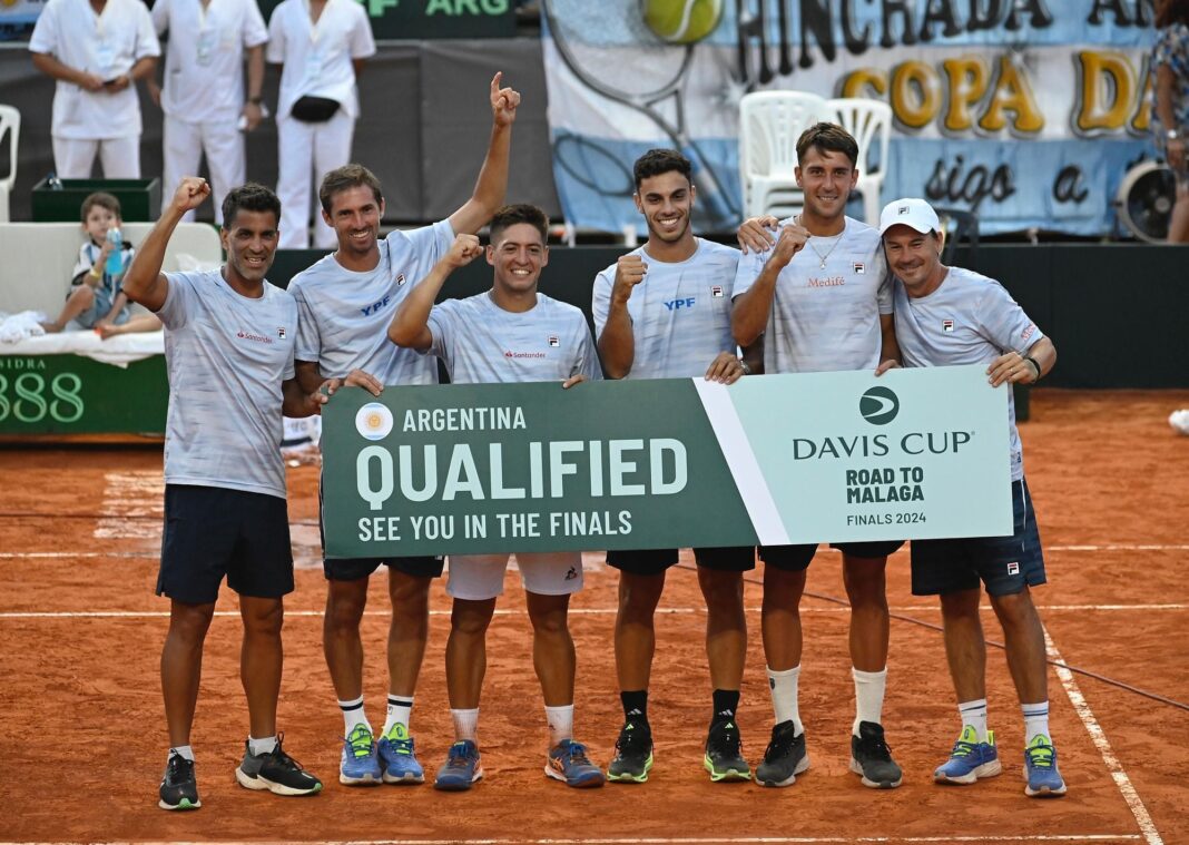 argentina-–-kazajistan,-por-la-copa-davis:-sebastian-baez,-en-un-partido-dramatico,-vencio-a-dmitry-popko-y-sello-un-triunfo-de-pelicula