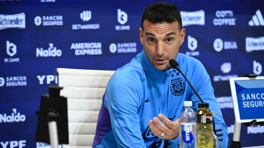 scaloni-afirmo-que-continuara-con-el-recambio-en-la-seleccion-y-les-envio-un-mensaje-a-los-nuevos-jugadores