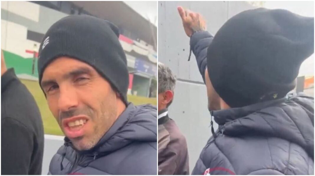 la-reaccion-de-carlos-tevez-cuando-un-hincha-de-boca-le-pidio-que-vuelva-al-club-y-saque-a-diego-martinez