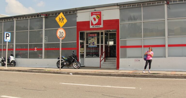 Capturan a ladrona de un popular supermercado en Antioquia: Lo tenía de costumbre