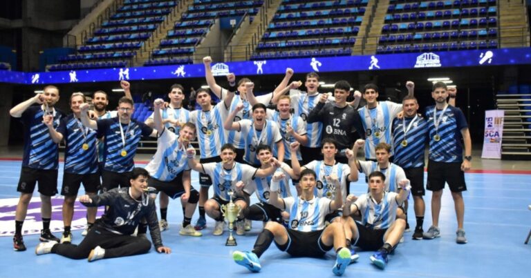 En un final épico, la Sub 20 de handball le dio vuelta la final a Brasil y se consagró campeona