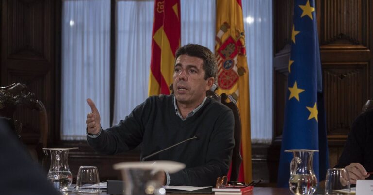 Aplazado por alerta roja el pleno donde Mazón iba a explicar la gestión de la DANA
