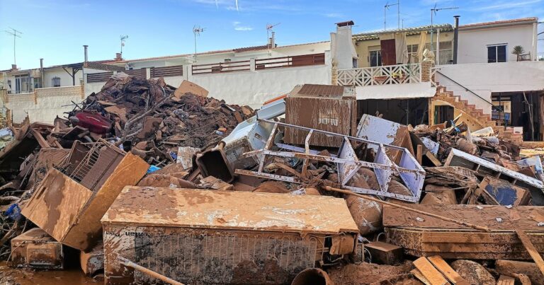 Los pediatras de Atención Primaria muestran su apoyo a los damnificados por la DANA en Valencia