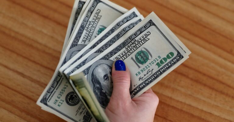 Dólar ahorro hoy: a cuánto cotiza este lunes 18 de noviembre