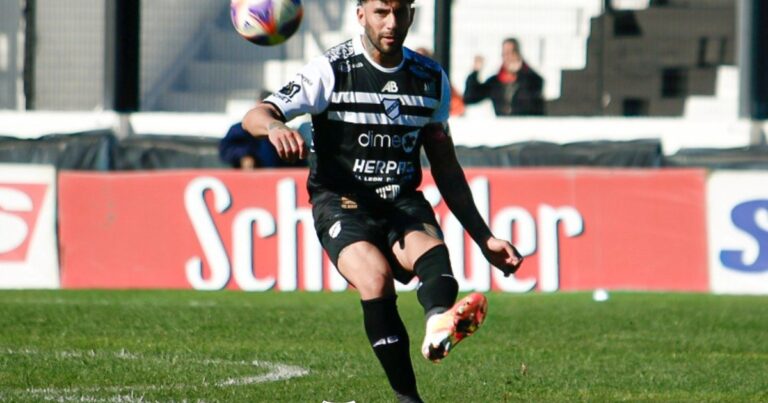 El ácido descargo de Jonathan Ferrari tras la eliminación de All Boys del Reducido