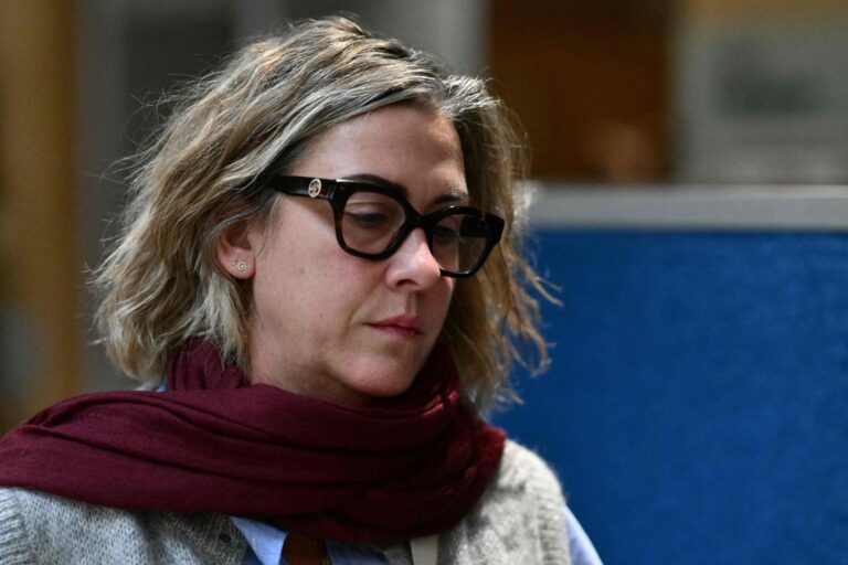 La hija de Pelicot que acusa a su padre de haber abusado de ella lo increpó durante el juicio: Estoy harta de tus mentiras!