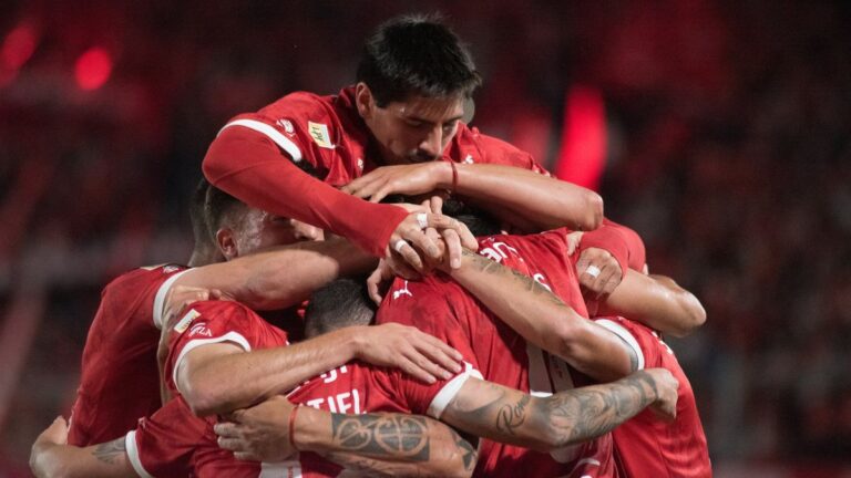 Independiente logró un triunfo que lo acerca a la Sudamericana