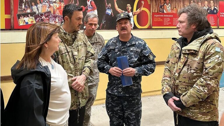 Javier Milei firmó un decreto en el que se autoriza el envío de militares a custodiar «objetivos estratégicos»
