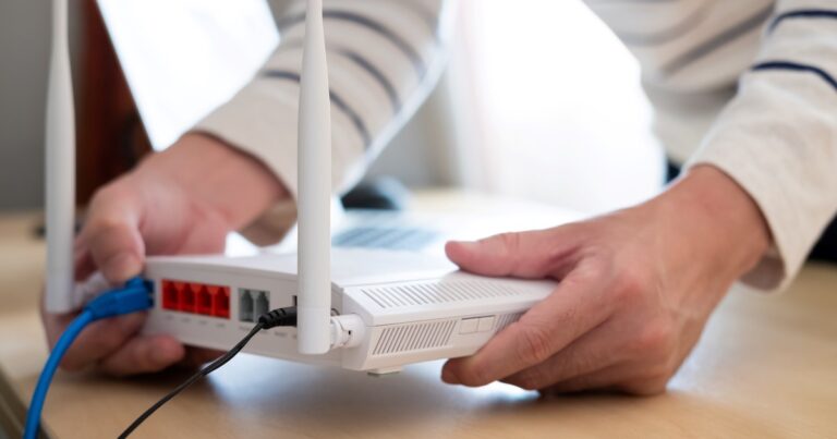 La regla de los 30 centímetros que mejora la señal del WiFi en tu casa