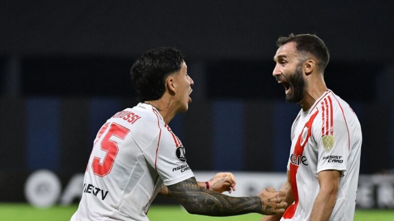 River reaccionó y se trajo un punto desde la altura de Quito