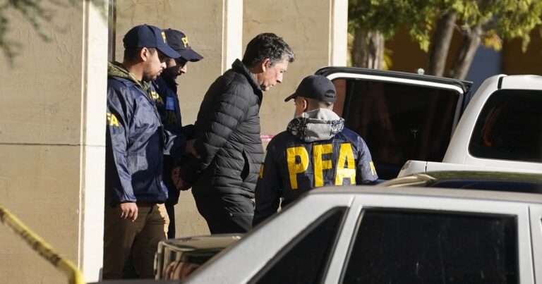 Ruta del Dinero K: ya se entregaron Fabián Rossi y otros cuatro condenados