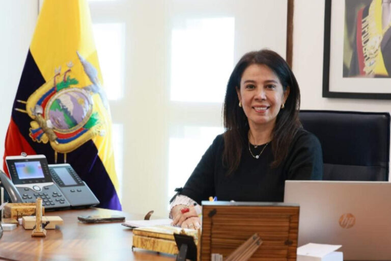 La secretaria Cynthia Gellibert lideró el 76% de reuniones clave en Carondelet