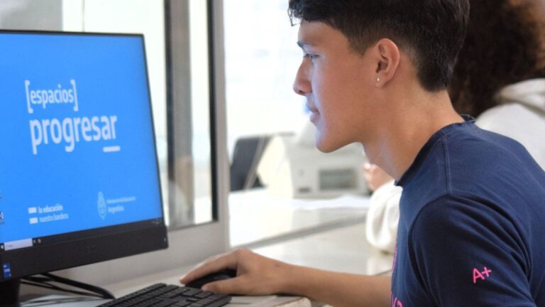 Becas Progresar: cuándo se cobra en julio y qué significan los estados de solicitud