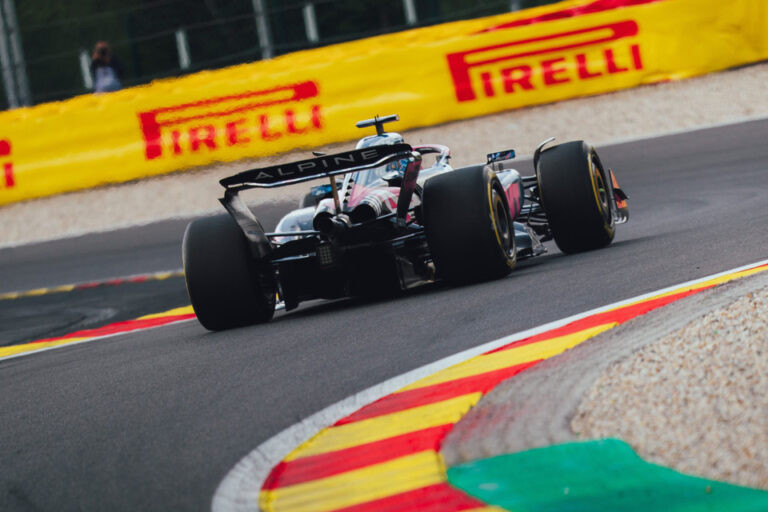 Cómo le fue a Franco Colapinto en Fórmula 1 en el GP de Bélgica: la carrera, minuto a minuto