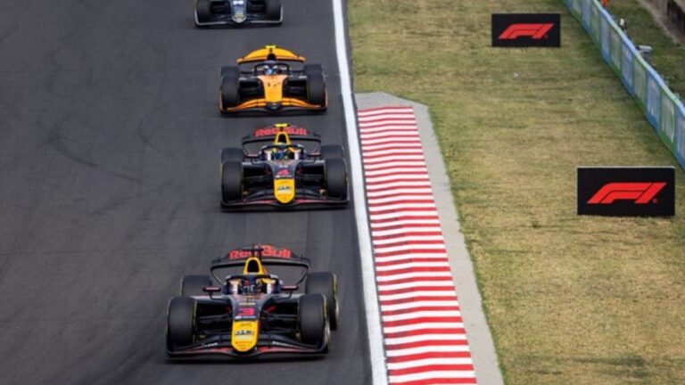 Así fue la electrizante definición de la Sprint de la Fórmula 2 entre Alex Dunne y Josep María Martí