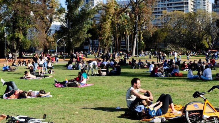 Tras el frío sube fuerte la temperatura en Buenos Aires: cuándo vuelve el calor, según el SMN