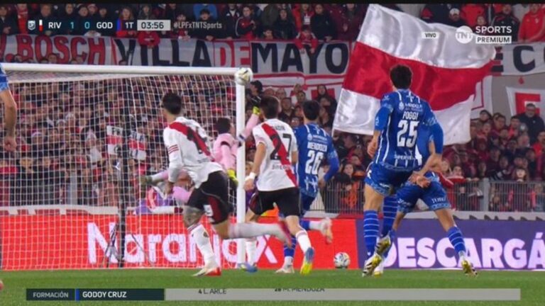 El golazo de Sebastián Driussi para el 1-0 de River ante Godoy Cruz