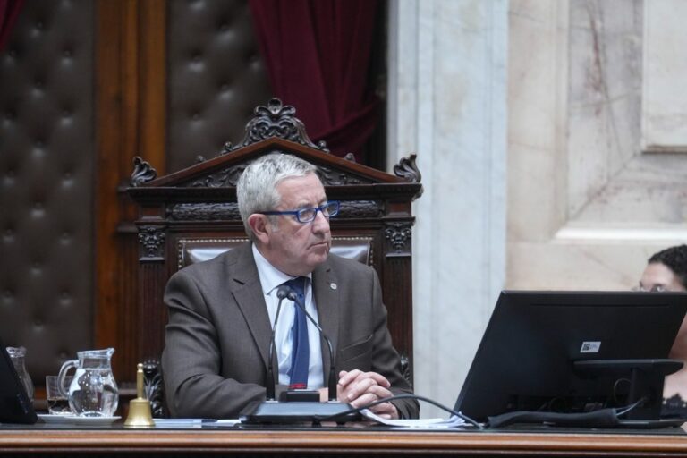 Diputados: aprobaron el cambio de huso horario en invierno para ahorrar energía