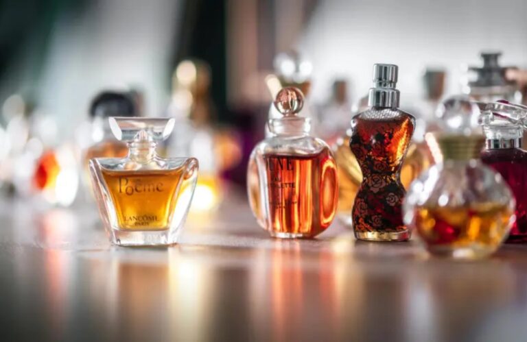 Cuáles son los mejores perfumes para comprar en Estados Unidos por menos de US$50, según la inteligencia artificial