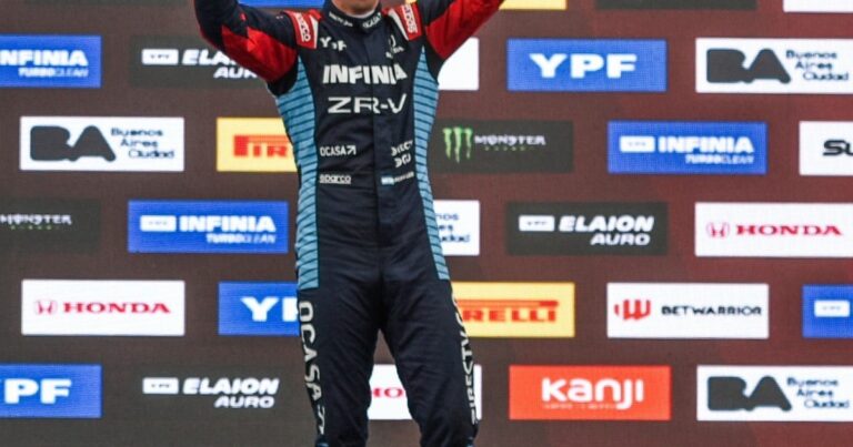 Leonel Pernía se impuso en la Final del TC2000 en Junín y logró su primer triunfo de la temporada