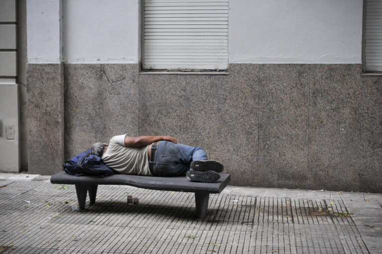 La pobreza alcanzó al  31,6% por ciento de la población