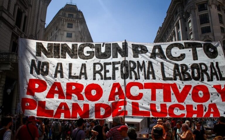 Las crisis y las calles: se puede derrotar a Milei, movilizar al Congreso y huelga general