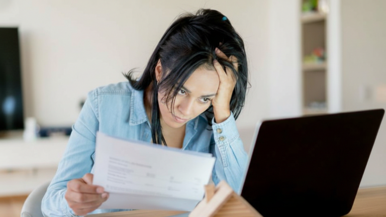 Endeudamiento de las familias: un proyecto impulsa créditos para cancelar deudas con una tasa 30% menor a la del mercado