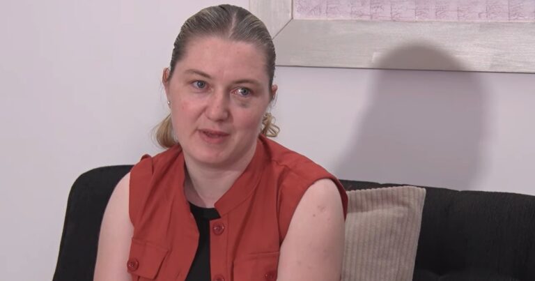 El infierno que vive la mujer que escapó de una colonia menonita: violencia, explotación y el secuestro de sus hijas