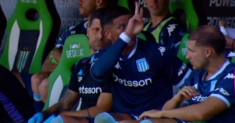 Video: el gesto de Marcos Rojo a los hinchas de Banfield durante el triunfo de Racing