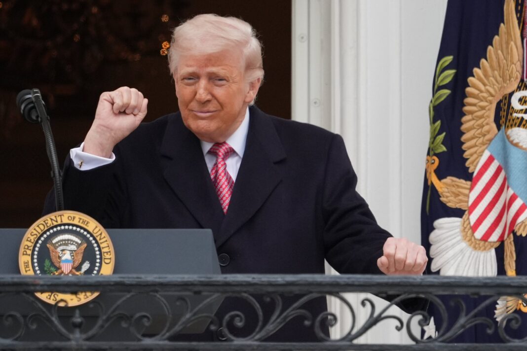 Retrato del filósofo político Michael Walzer, teórico de la 'guerra justa'.