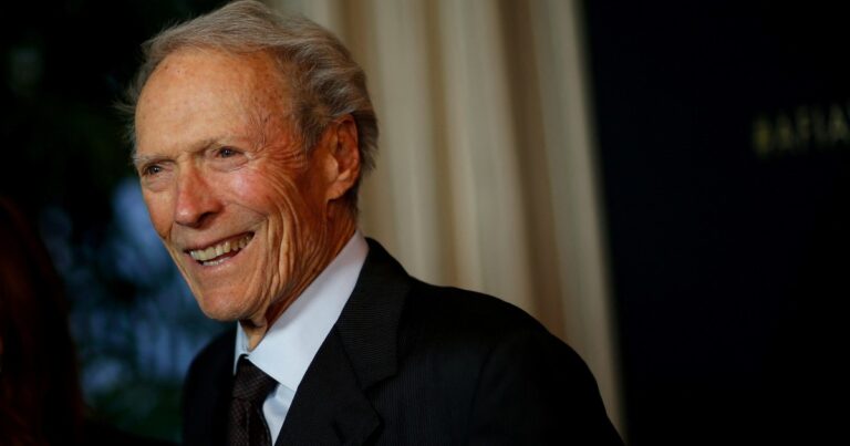 Retrato de Clint Eastwood, actor y director estadounidense.