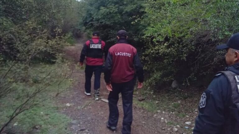 Redes de pesca clandestinas decomisadas en el dique Cabra Corral, Salta