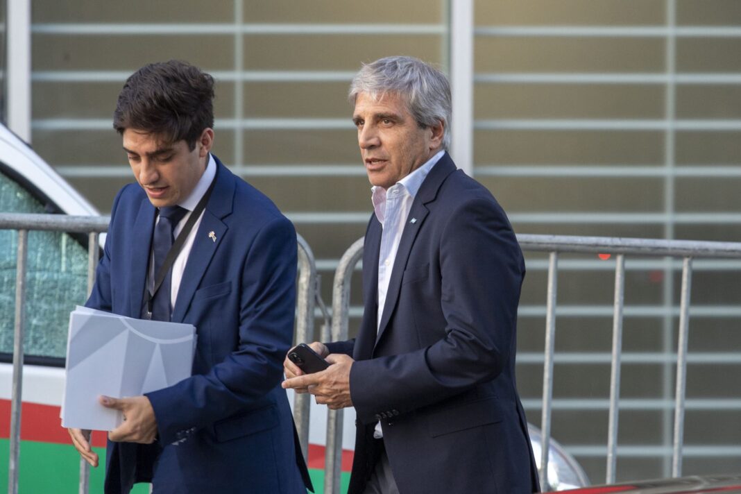 Gráfico del riesgo país argentino en alza