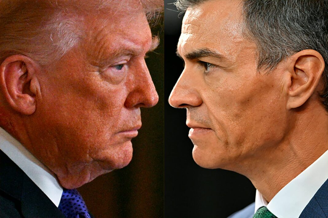 Mapa de rutas aéreas sobre España con un avión militar en silueta.