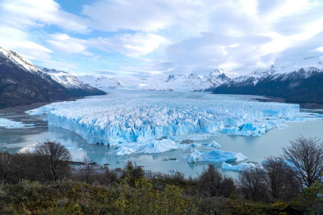 Glaciar en la Cordillera de los Andes, Argentina