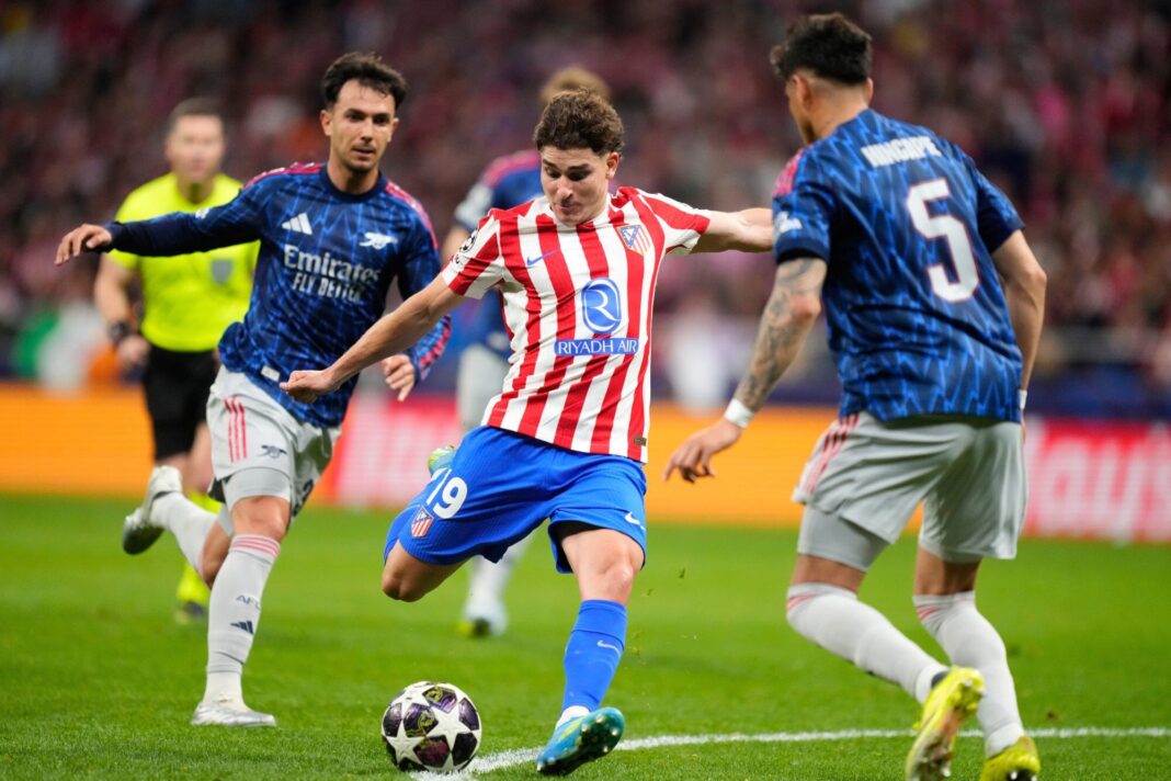 Julián Álvarez lesionado en el partido contra Arsenal por Champions League