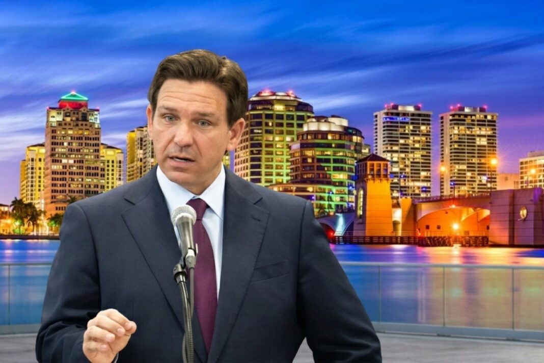 Vista panorámica de Palm Bay, Florida, con palmeras y edificios residenciales