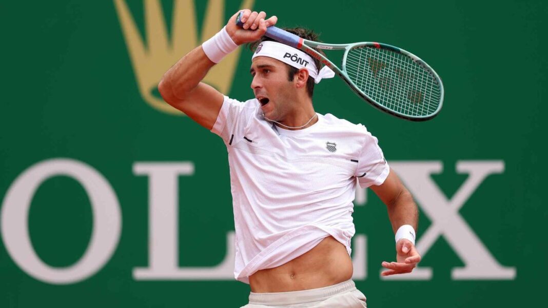 Cancha de tenis de Roland Garros con público en las gradas