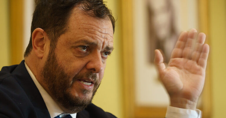 Demian Reidel, exjefe de asesores de Javier Milei, imputado por gastos con tarjeta corporativa