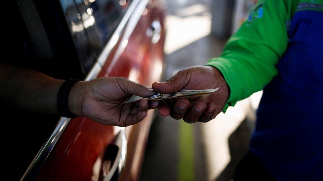 Surtidor de gasolina en Jalisco