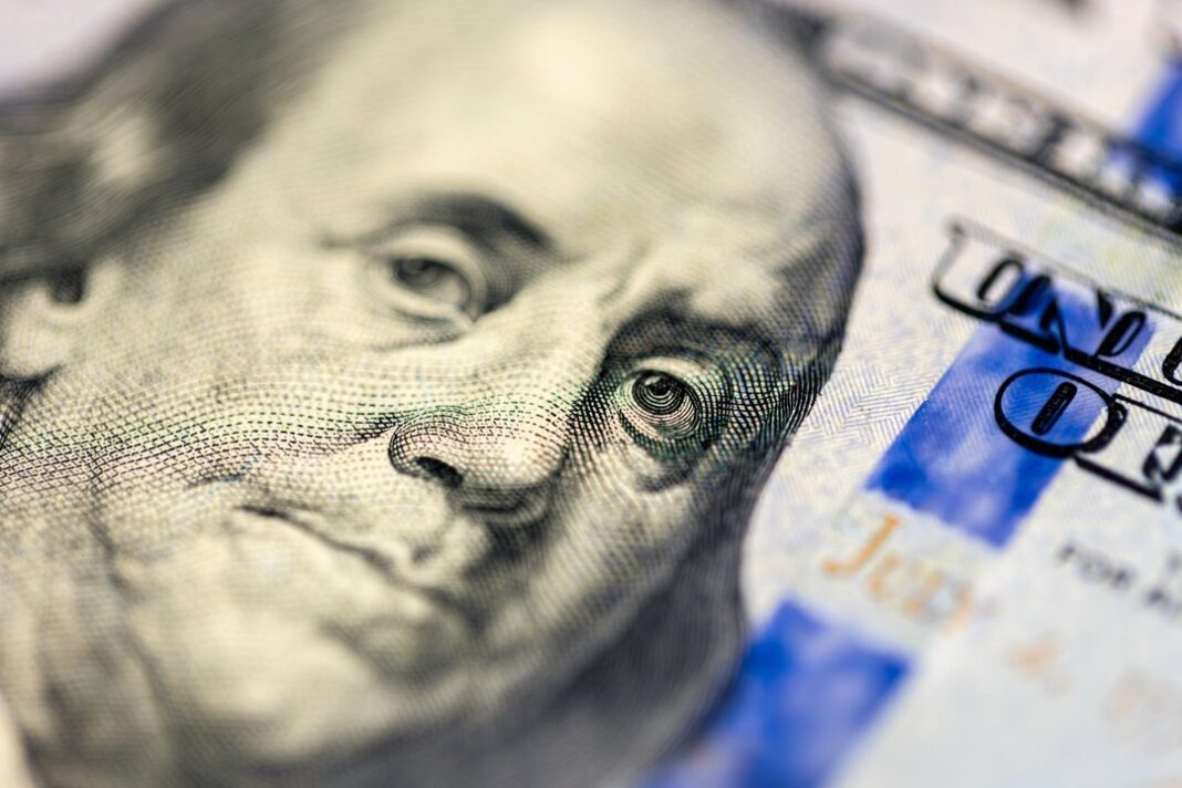 Gráfico con cotizaciones del dólar blue, oficial y financiero