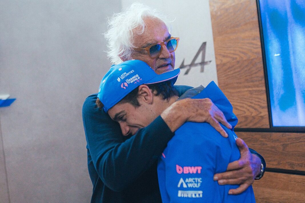 Flavio Briatore en conferencia de prensa en Mónaco
