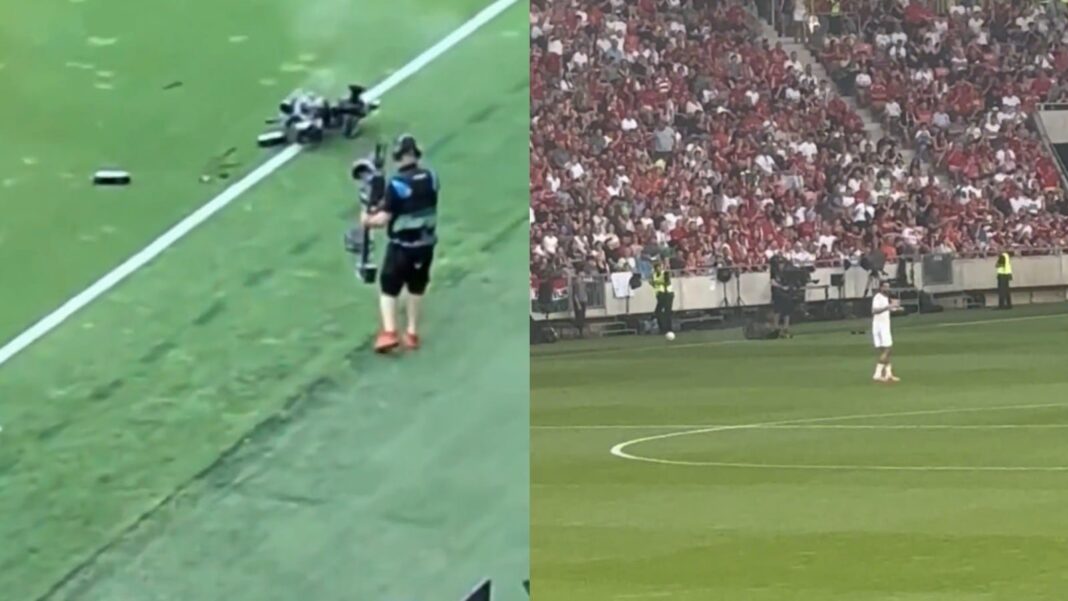 Spidercam caída sobre el campo de juego del estadio Nagyerdei durante el amistoso Hungría-Kazajistán