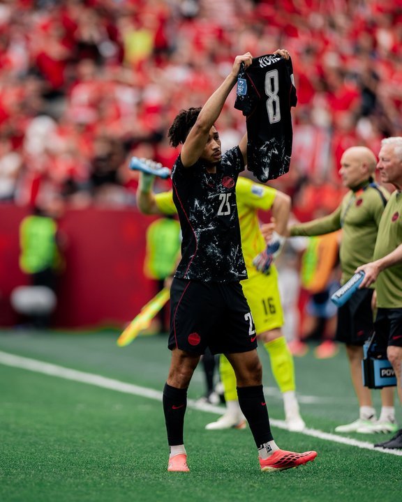 Jugadores de Canadá celebrando un gol en el partido contra Qatar en el Mundial 2026