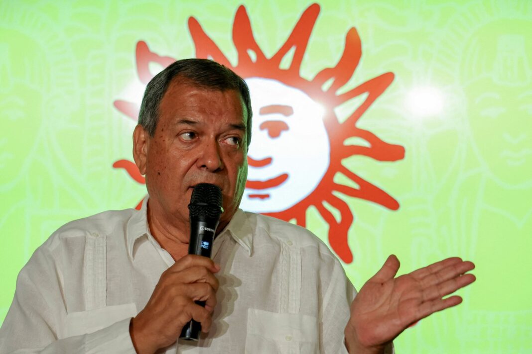 Jorge Nieto durante entrevista sobre posible indulto a Pedro Castillo
