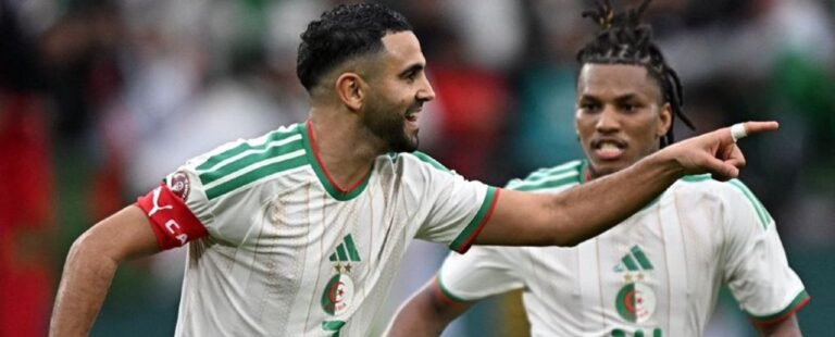 Jugadores de la selección de Argelia durante un entrenamiento