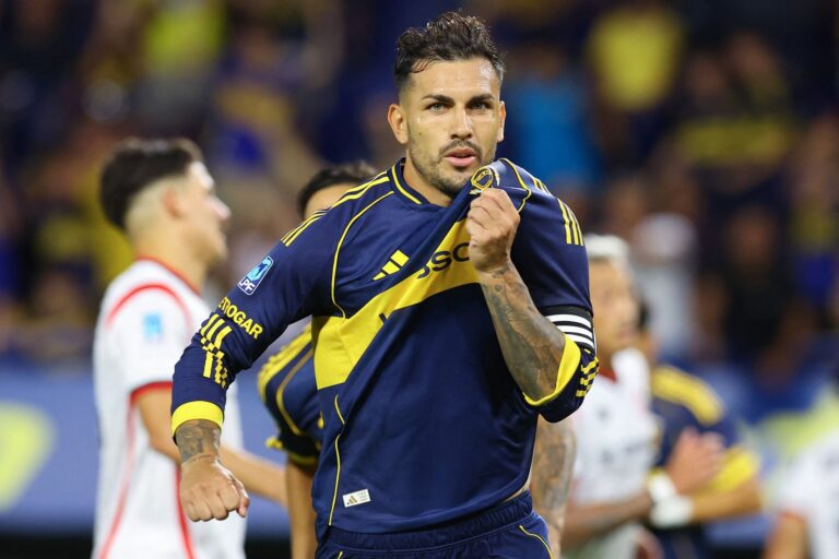 Leandro Paredes durante un partido de Boca Juniors